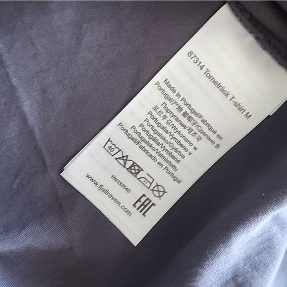 Fjallraven Grey Short Sleeve Tee New Without Tags - Picture 7 of 7